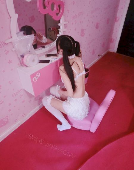 电影迪拜的女孩_720在线观看完整版